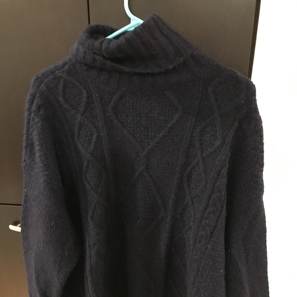 Navy Aerie Cozy Sweater Size S/ oversized